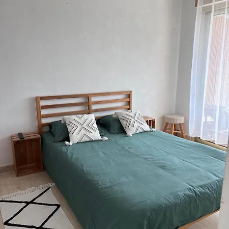 Apartman With Terrace And Sea View *