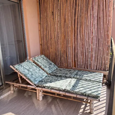 Apartment With Terrace And Sea View Sainte-Maxime